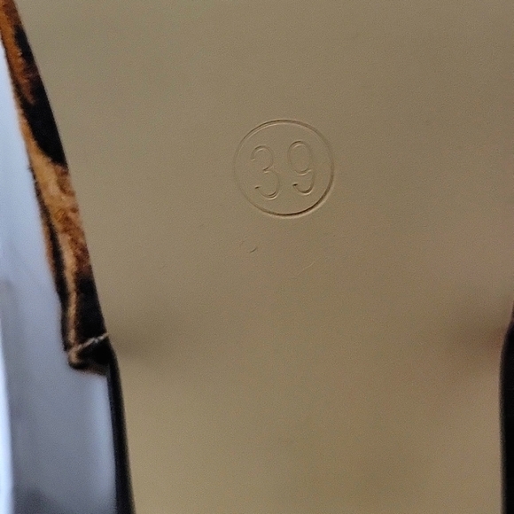 Leopard print wrap heels - Picture 2 of 3